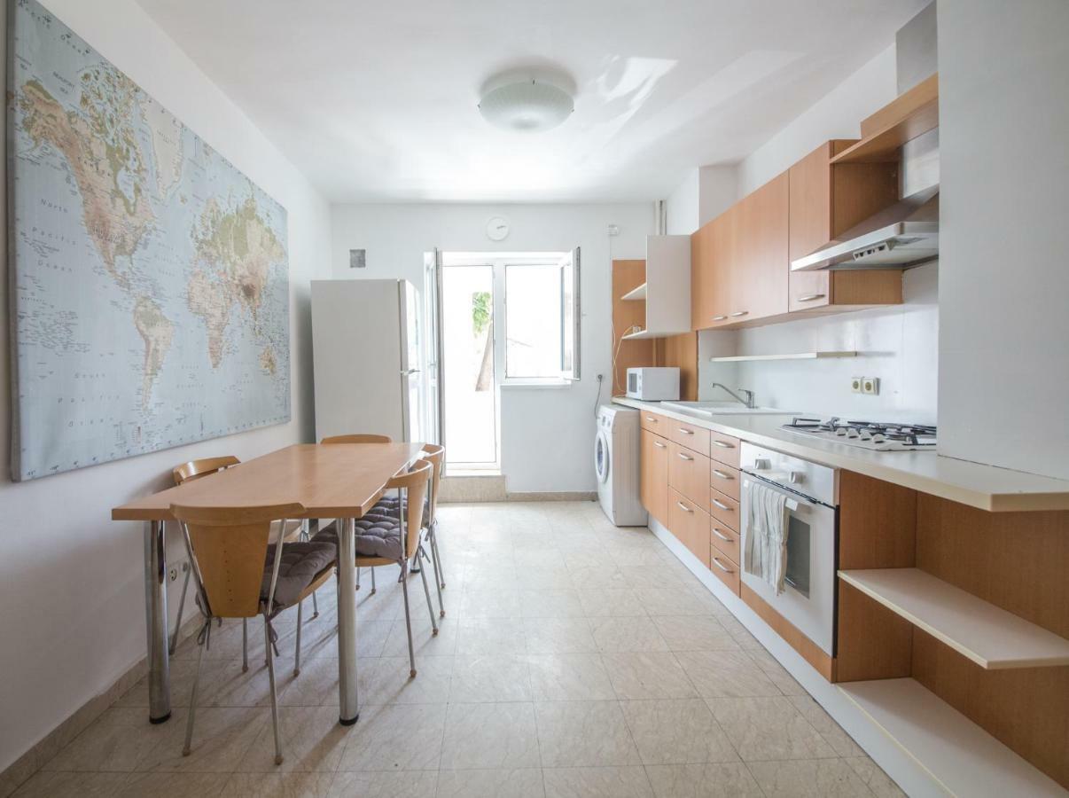 Unirii Cozy Apartment By Olala Homes بوخارست المظهر الخارجي الصورة